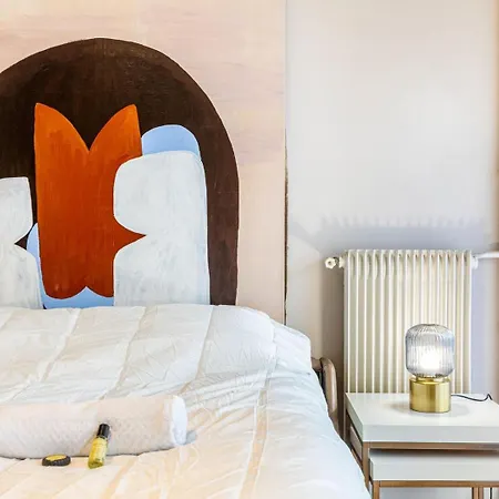 Gustready - Moderne Dans Le 14e Apartment
