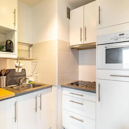 Gustready - Moderne Dans Le 14e Apartment Paris